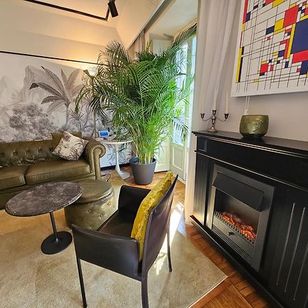 Exclusive Top Floor 2-Bedroom Flat Milan Bagian luar foto