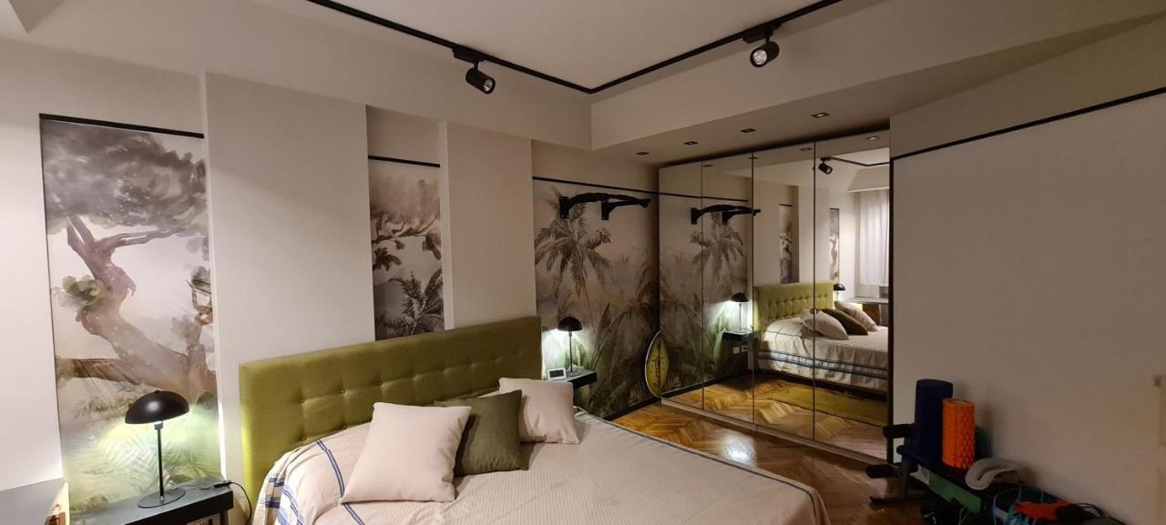 Exclusive Top Floor 2-Bedroom Flat Milan Bagian luar foto