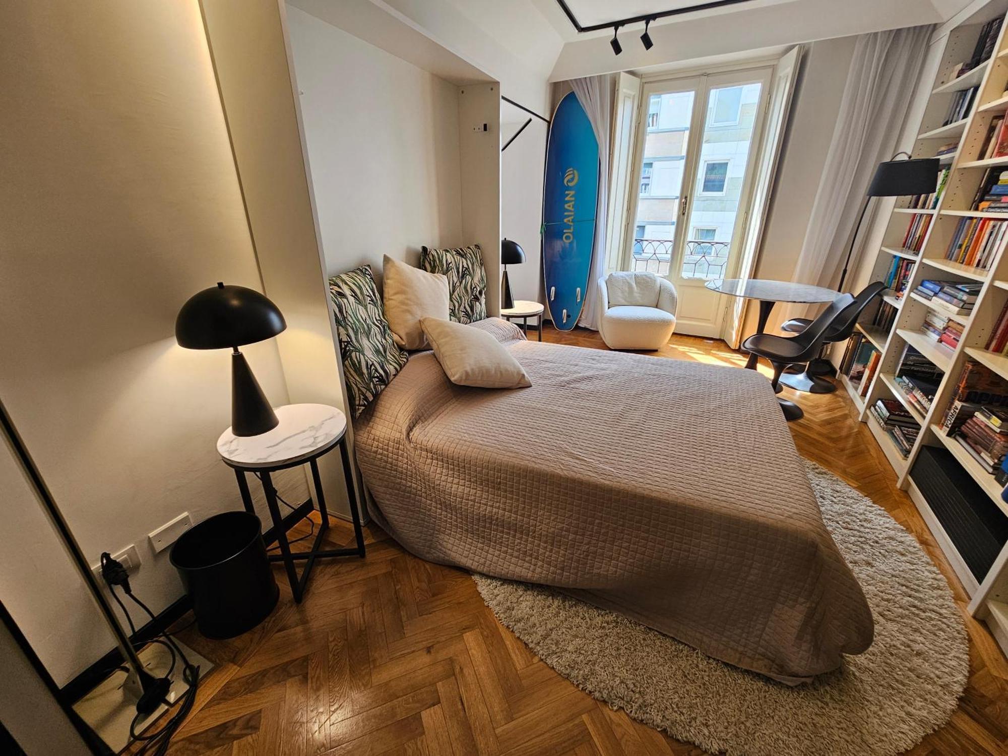 Exclusive Top Floor 2-Bedroom Flat Milan Bagian luar foto