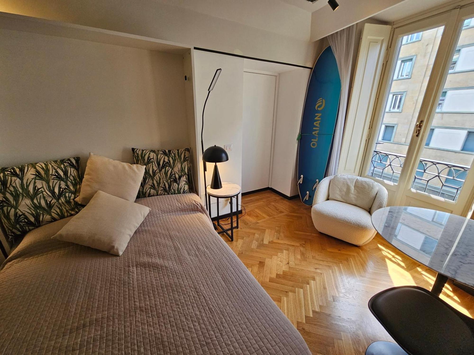 Exclusive Top Floor 2-Bedroom Flat Milan Bagian luar foto